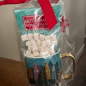 Gold Handle Cityscape Mug with Hot Cocoa Mix